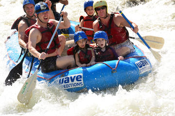 Full Day Class II-III Rafting and Zipline Tour from La Fortuna-Arenal