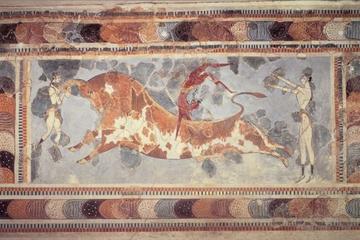 Knossos Palace and Heraklion Town Private Half-Day Tour