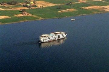 Egypt Tour 8 Days - 7 Nights Pyramids - Cairo - Nile Cruise Luxor and Aswan
