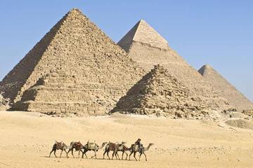 Private Guided Day Tour to Giza Pyramids, Sphinx, Memphis and Dahshur