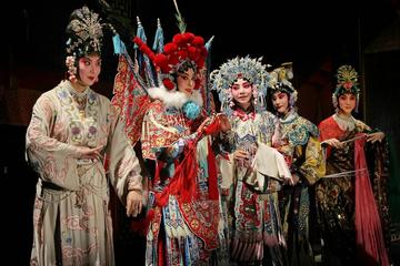 Beijing by night:Chinese Peking opera with round trip hotel transfer
