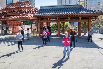 Private San Francisco Walking Tour of Chinatown and North Beach