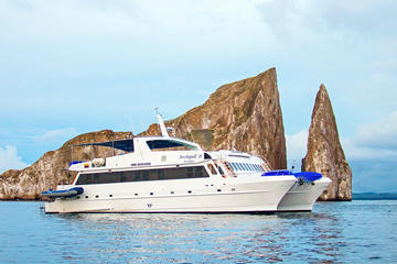 Galapagos Islands Cruise: 4-Day Cruise Aboard the 'Archipel II'