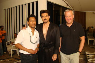 Private Slum and Bollywood Tour Including Lunch
