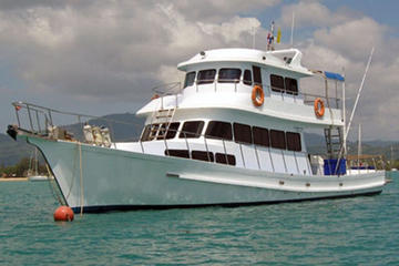 Fishing Live Aboard Cruise to the Similan Islands
