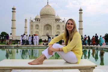 Private Tajmahal and Fatehpur Sikri City Tour from Agra