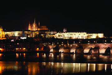 2-hour Night Dinner Cruise on Vltava River in Prague