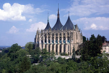 Kutna Hora Half-Day Tour Including the Bone Church Kostnice