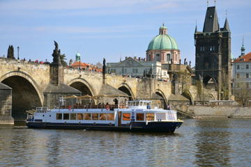 Prague Highlights: Half-Day Guided Tour with Complimentary Drink