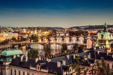 Prague Castle and Old Town - 4h Walking Tour