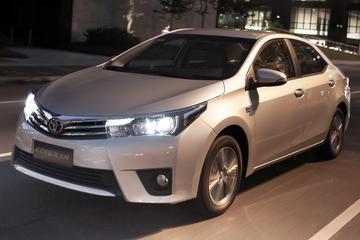 Private Transfer: Up to 3 people from Praia do Forte to Salvador Airport