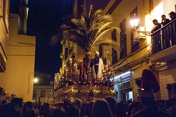 Small-Group Walking Tour: Holy Week in Seville