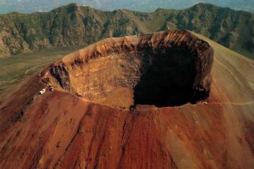 Half-Day Tour to Mt Vesuvius from Amalfi
