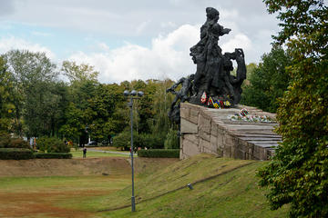 Jewish History of Kiev including Babi Yar Memorial Private Tour