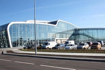 Private Arrival Transfer: Lviv International Airport to Lviv Hotel