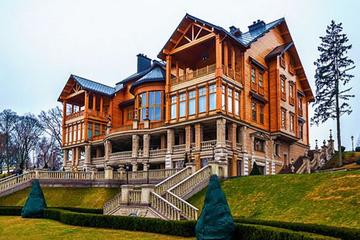 Private Mezhyhirya Residence Tour from Kiev