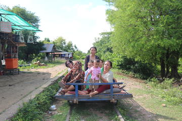 Overnight Battambang Tour from Siem Reap Including Driver