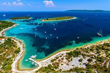 Half Day Boat Tour to Blue Lagoon and Trogir from Split