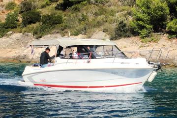 Split Airport to Hvar Island: One-Way Private Water Transfer in Speedboat