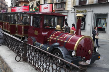 Toledo Sightseeing Tour with Tourist Train from Madrid
