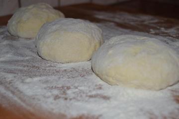 3-hour Traditional Home Cooking class in Perugia with Lunch or Dinner