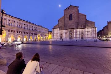 Bologna Food and Wine Walking Tour