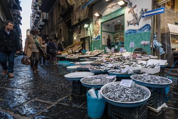 Food Tour in Naples with Limoncello and Sfogliatella Tastings