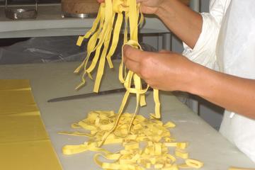 Funny and usefull cooking class in Bologna