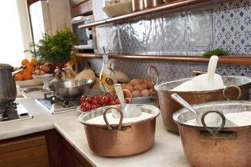 Pastry Lesson at a Farmhouse on the Amalfi Coast