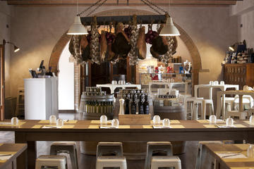 Siena countryside: cooking class in an exclusive estate
