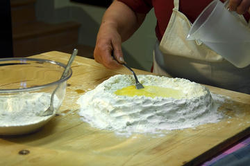 Traditional Home Cooking Experience in Arezzo