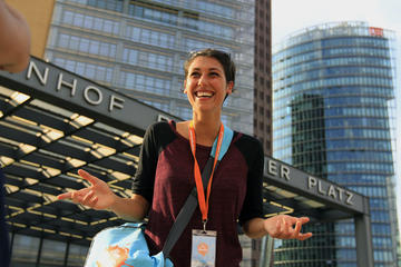 Berlin History Walking Tour with a Portuguese -Speaking Guide