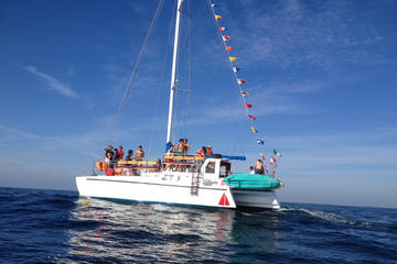 Private Catamaran Bay and Island Snorkel Adventure in Mazatlan
