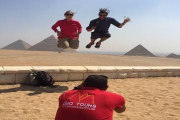 Cairo top attractions visit Giza Pyramids and Sphinx