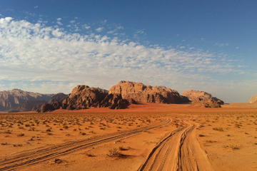Prvate Day Tour from Aqaba to Wadi Rum and Petra and return