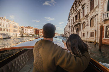 Private LimoBoat Tour Murano Burano and Torcello