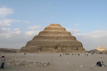 Private Full Day Trip from Cairo to Giza Pyramids - Memphis and Sakkara