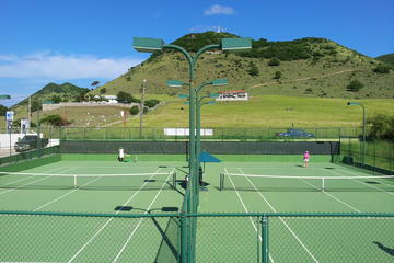 St Martin Daytime Tennis Court Rental