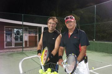 St Martin Tennis Excursion: Hitting with the Pro