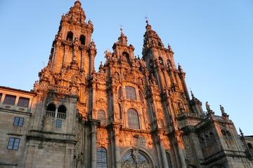 Santiago de Compostela and Viana do Castelo Small-Group Day Trip from Porto