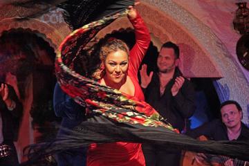 New Year's Eve Dinner and Flamenco Show in Barcelona