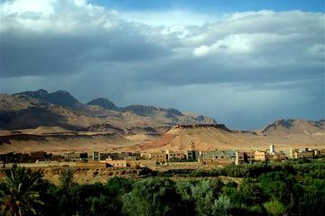 Day Tour in High Atlas from The Todra Gorges to the Dades Valley by trail in Land Rover