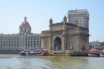 Private Day-Trip to Jaipur from Mumbai Including Return Flight