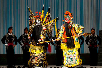 Beijing Opera Night Show Bus Tour