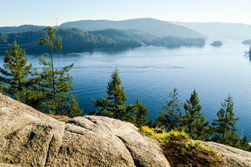 Quarry Rock Hike and Photography Tour