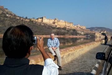 Jaipur Sight-Seen by Diwakar Tours