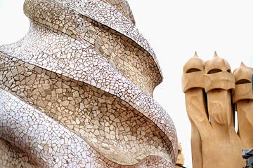 Gaudi Photography Tour in Barcelona