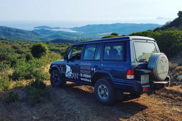 Between sea and mountains: dinghy and jeep