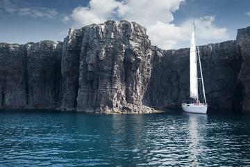 Cagliari: Amazing Mini Cruise Sailboat Private Tour Sleep in