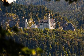 LuxuryVan Castles Tour from Munich to Neuschwanstein Hohenschwangau Linderhof